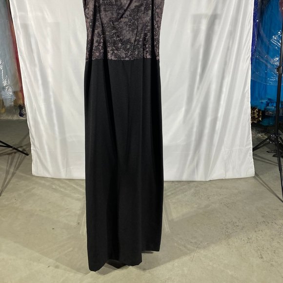 Jim Hjelm Occasions- Dress - Picture 2 of 8